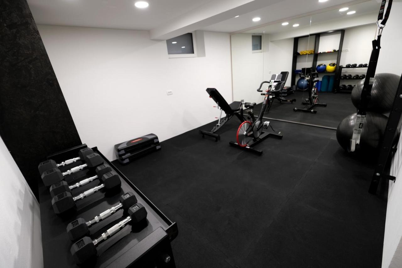 Apartments Emona Free Parking & Gym Ljubljana Exteriör bild